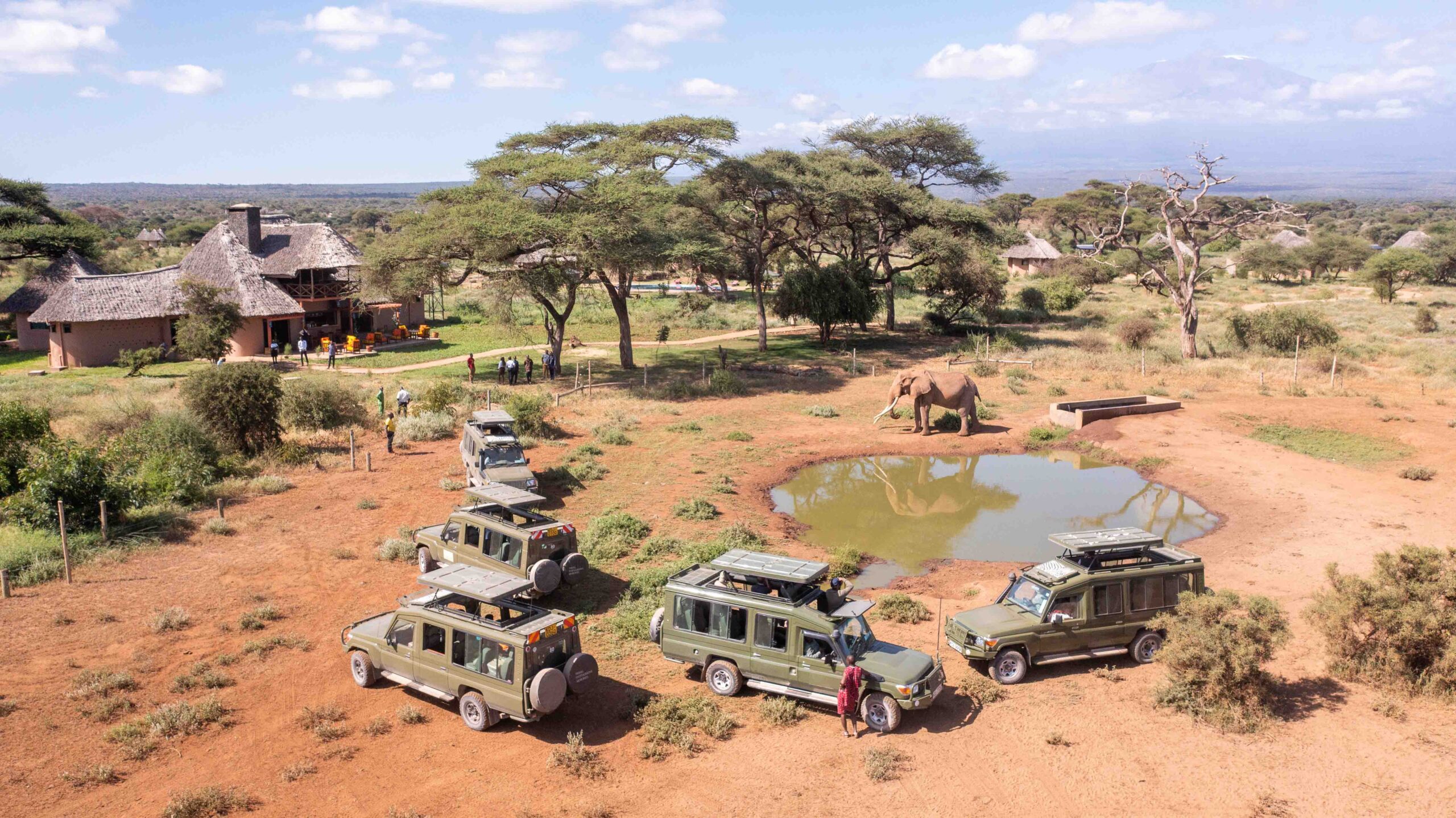 2Friends-Beach-Hotel-aussen