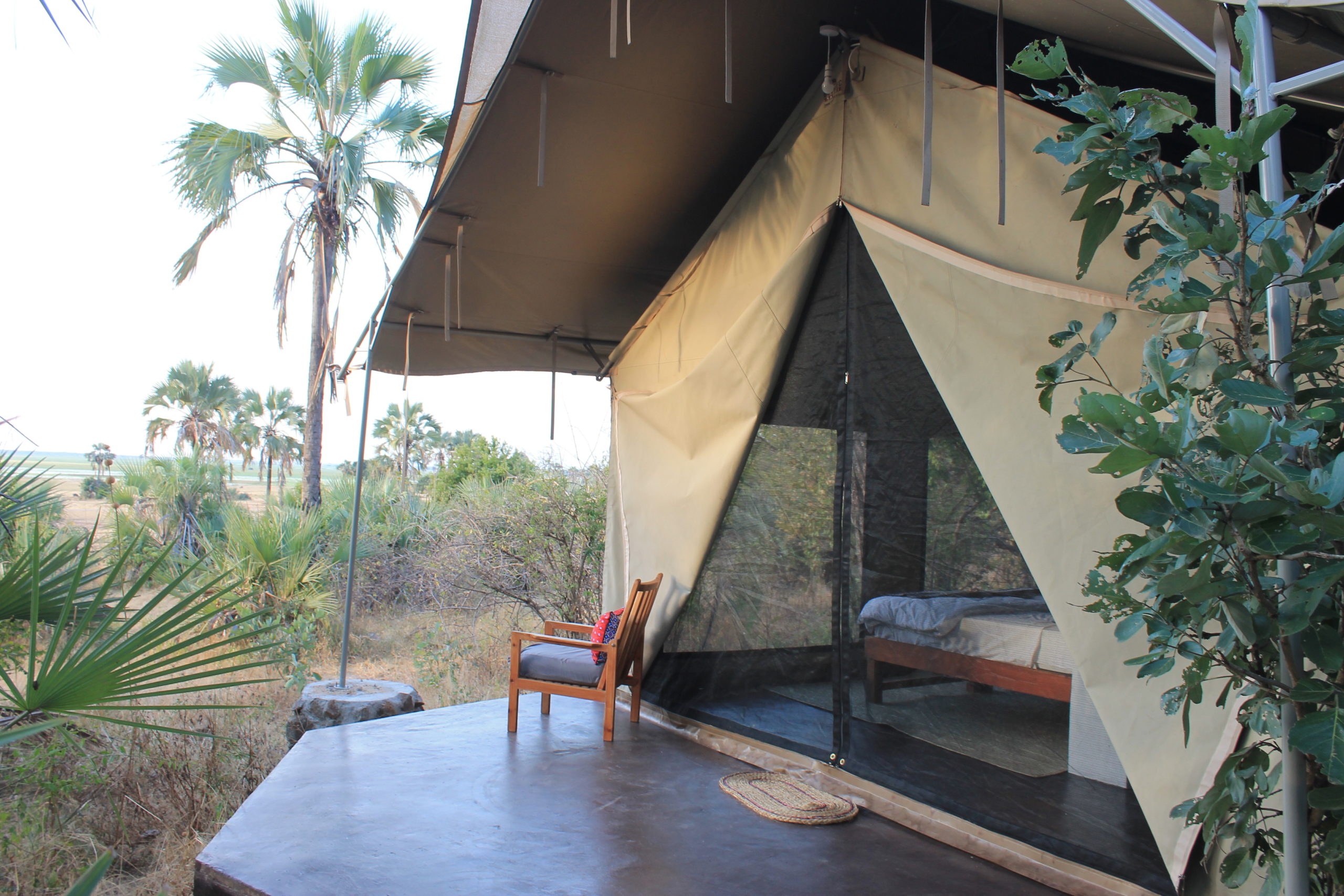 anabezi_camp_zelt_innen