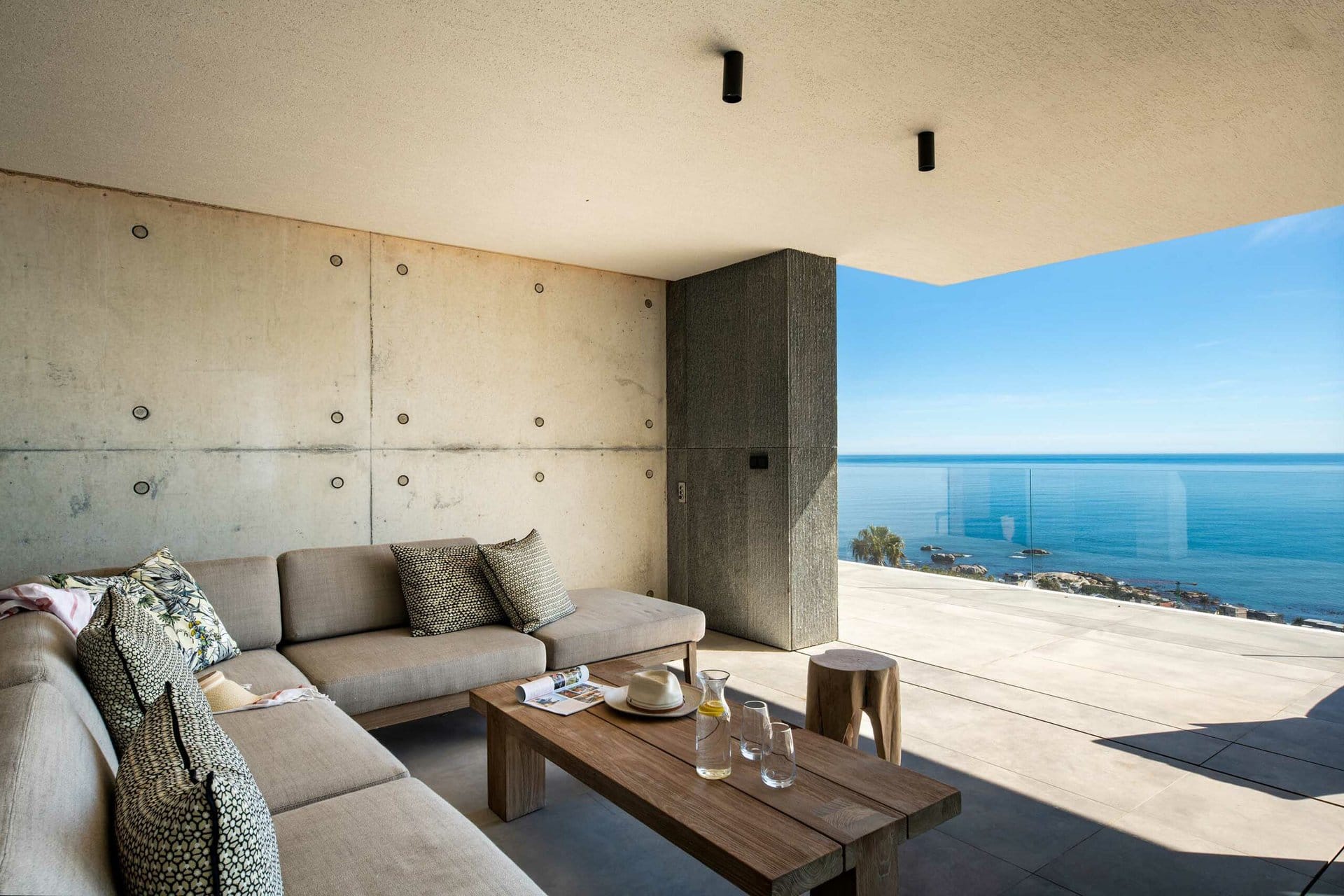 2Friends-Beach-Hotel-Bad