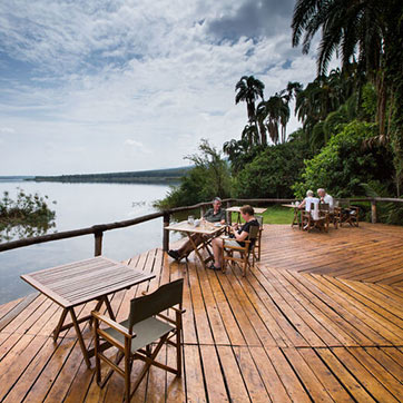 Ruzizi_Lodge_Terrasse 2Friends-Beach-Hotel-Bad