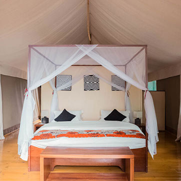Ruzizi_Lodge_Zimmer_Innen 2Friends-Beach-Hotel-Schlafzimmer2