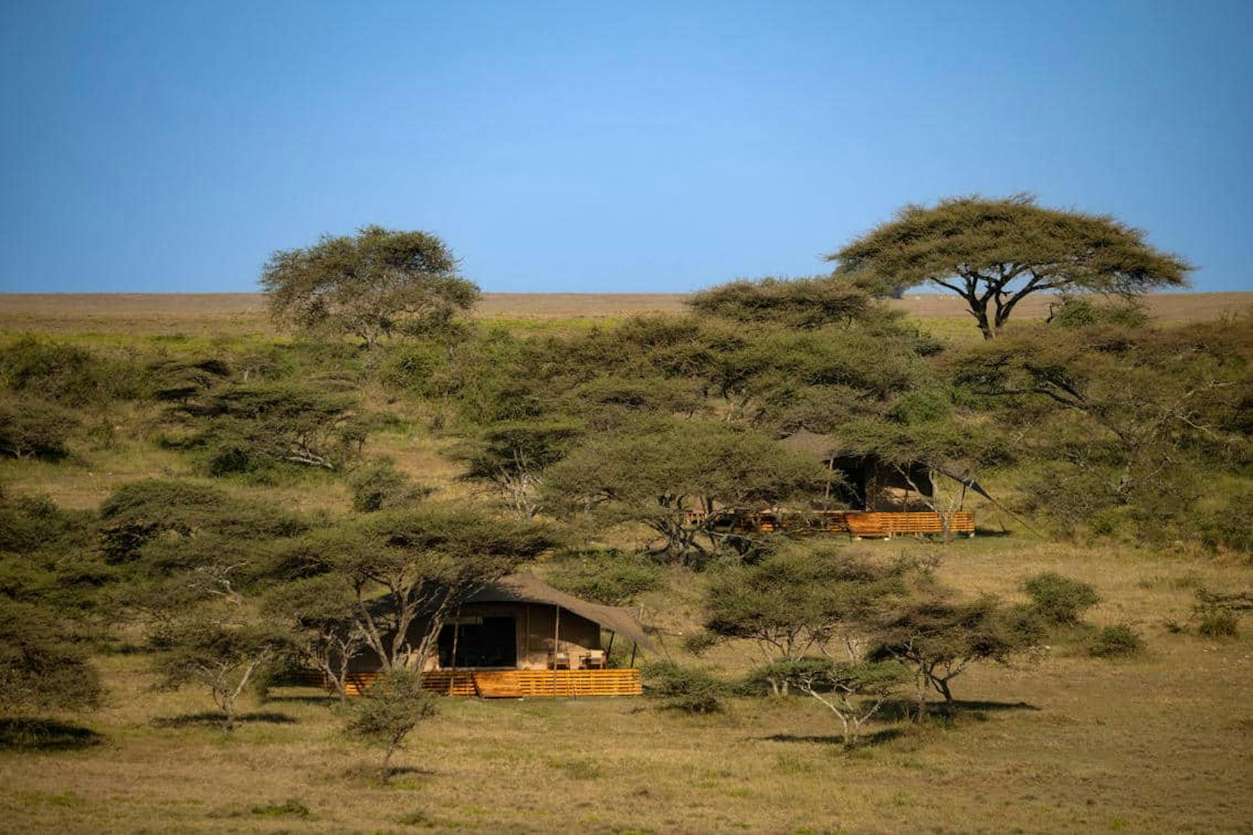2Friends-Beach-Hotel-aussen