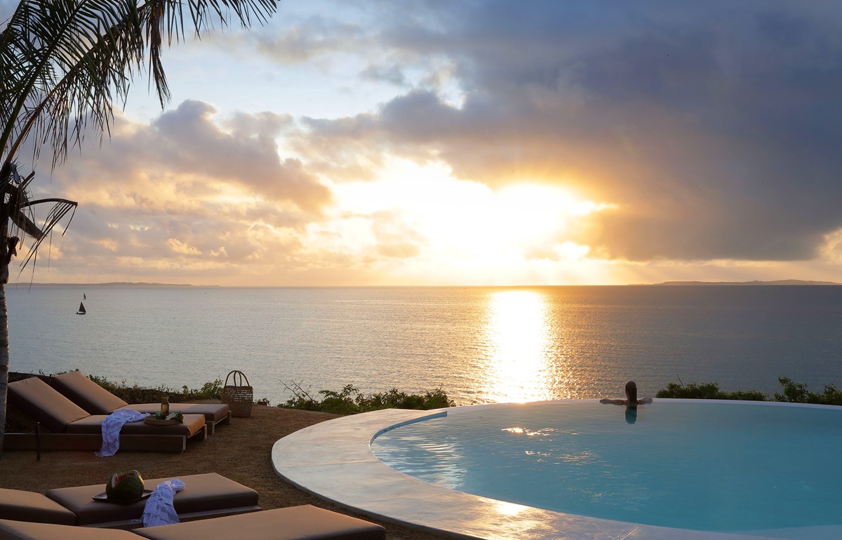 2Friends-Beach-Hotel-aussen