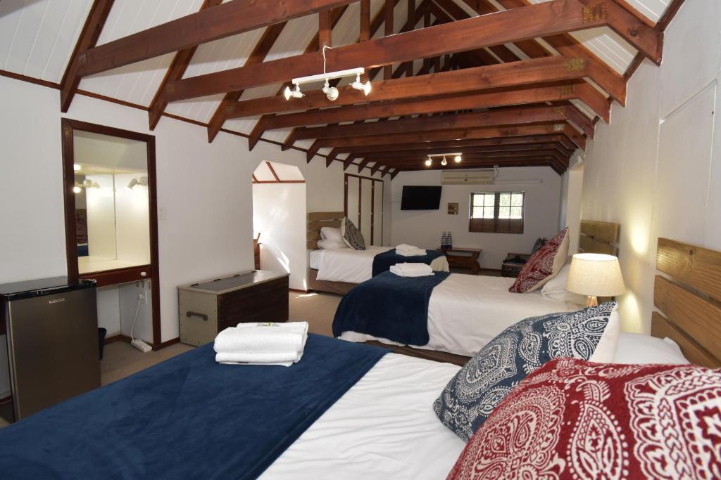 2Friends-Beach-Hotel-Bad