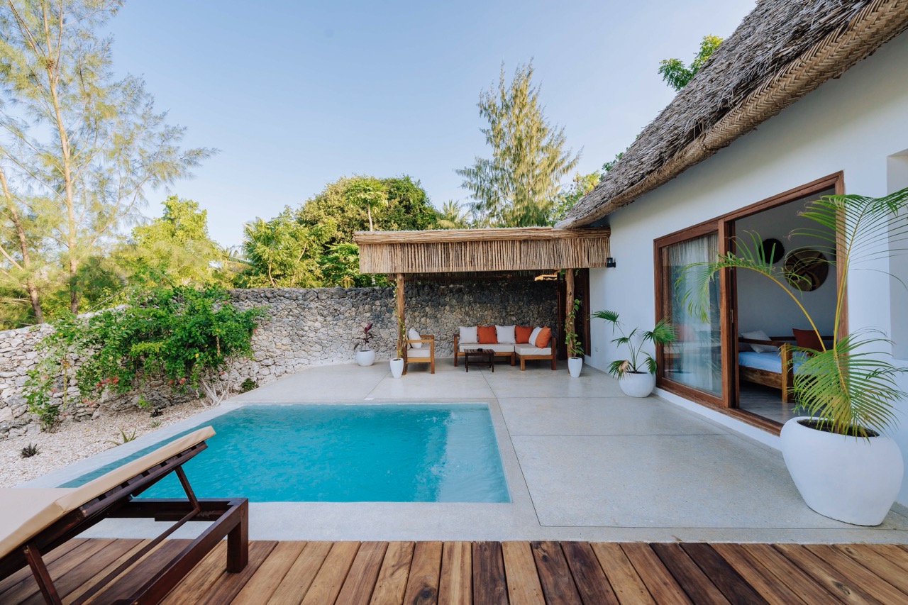 2Friends-Beach-Hotel-Bad