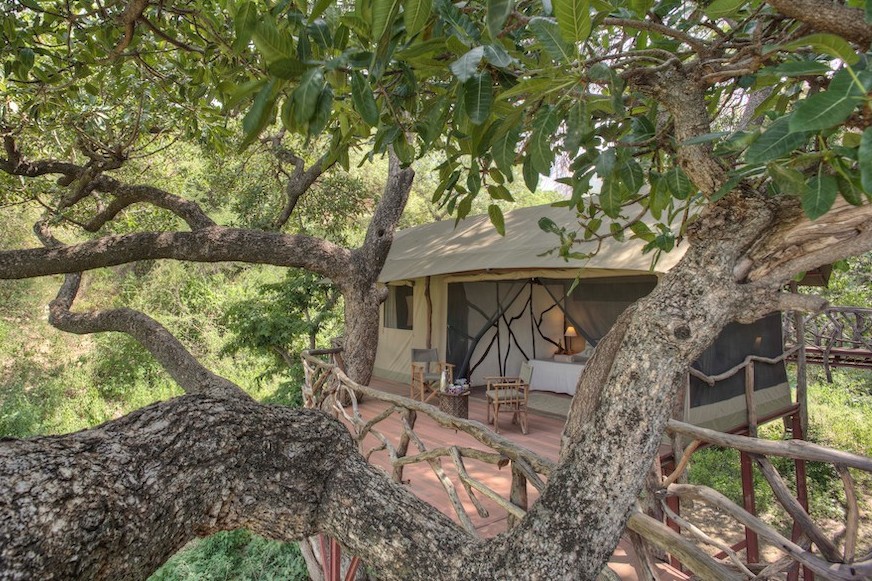 2Friends-Beach-Hotel-aussen