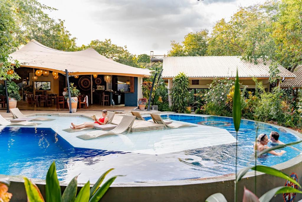 2Friends-Beach-Hotel-Bad