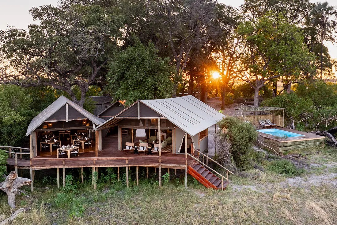 2Friends-Beach-Hotel-aussen