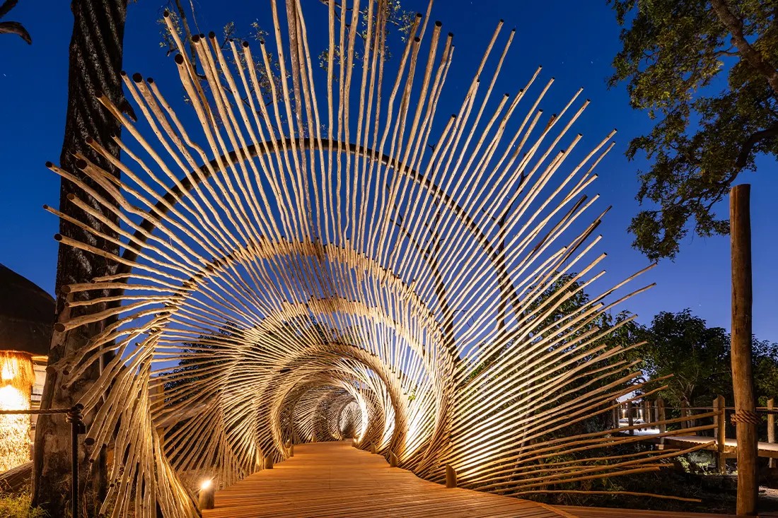 2Friends-Beach-Hotel-aussen