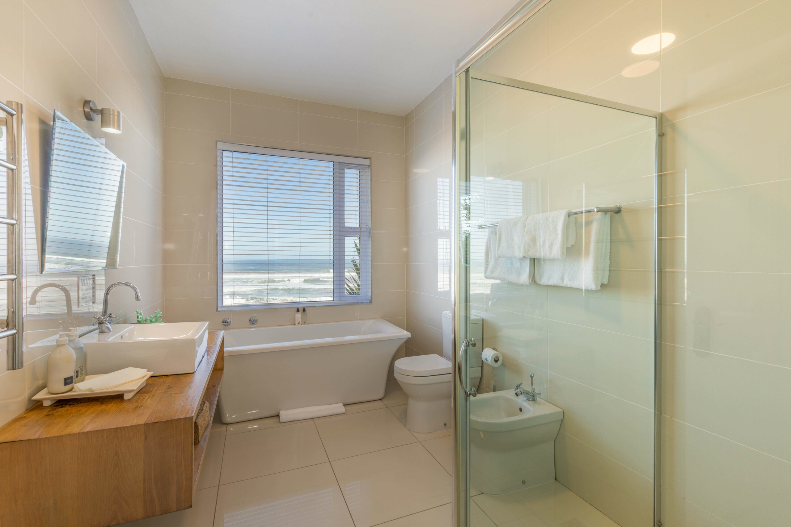 2Friends-Beach-Hotel-Schlafzimmer2
