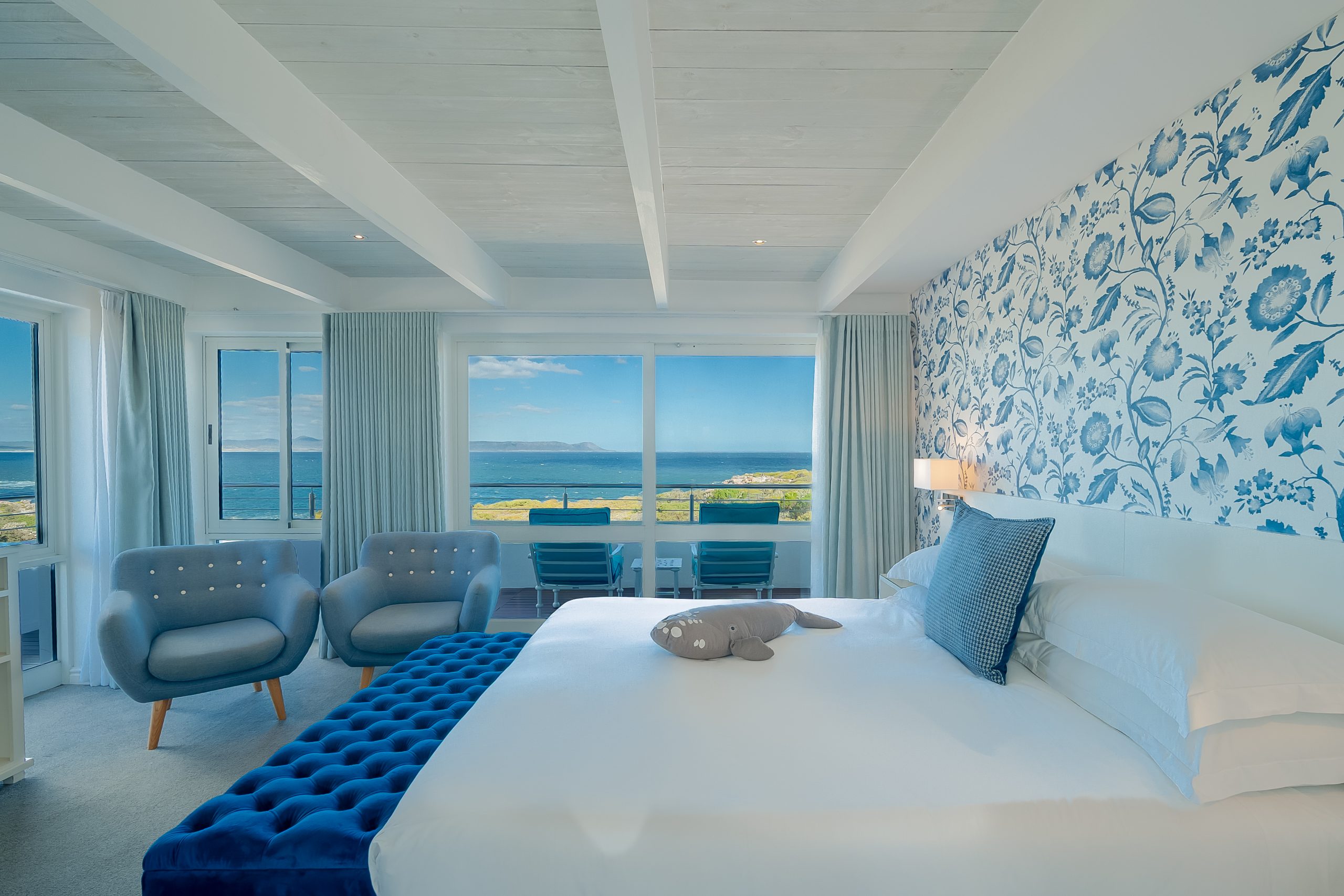 2Friends-Beach-Hotel-Bad