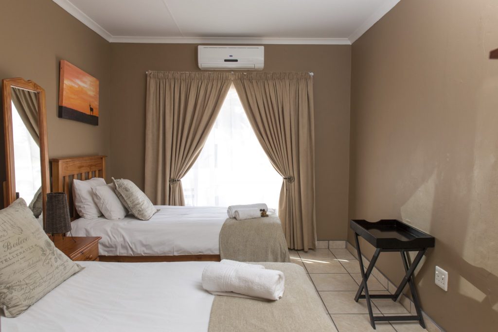 2Friends-Beach-Hotel-Schlafzimmer2
